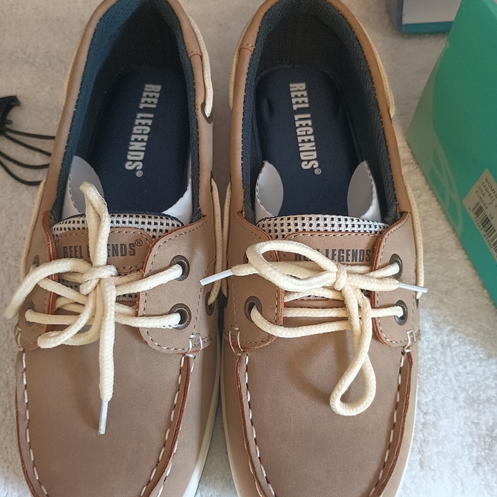 Real Legends boat dock shoes Sanibel size 7 brand new never been out of the box